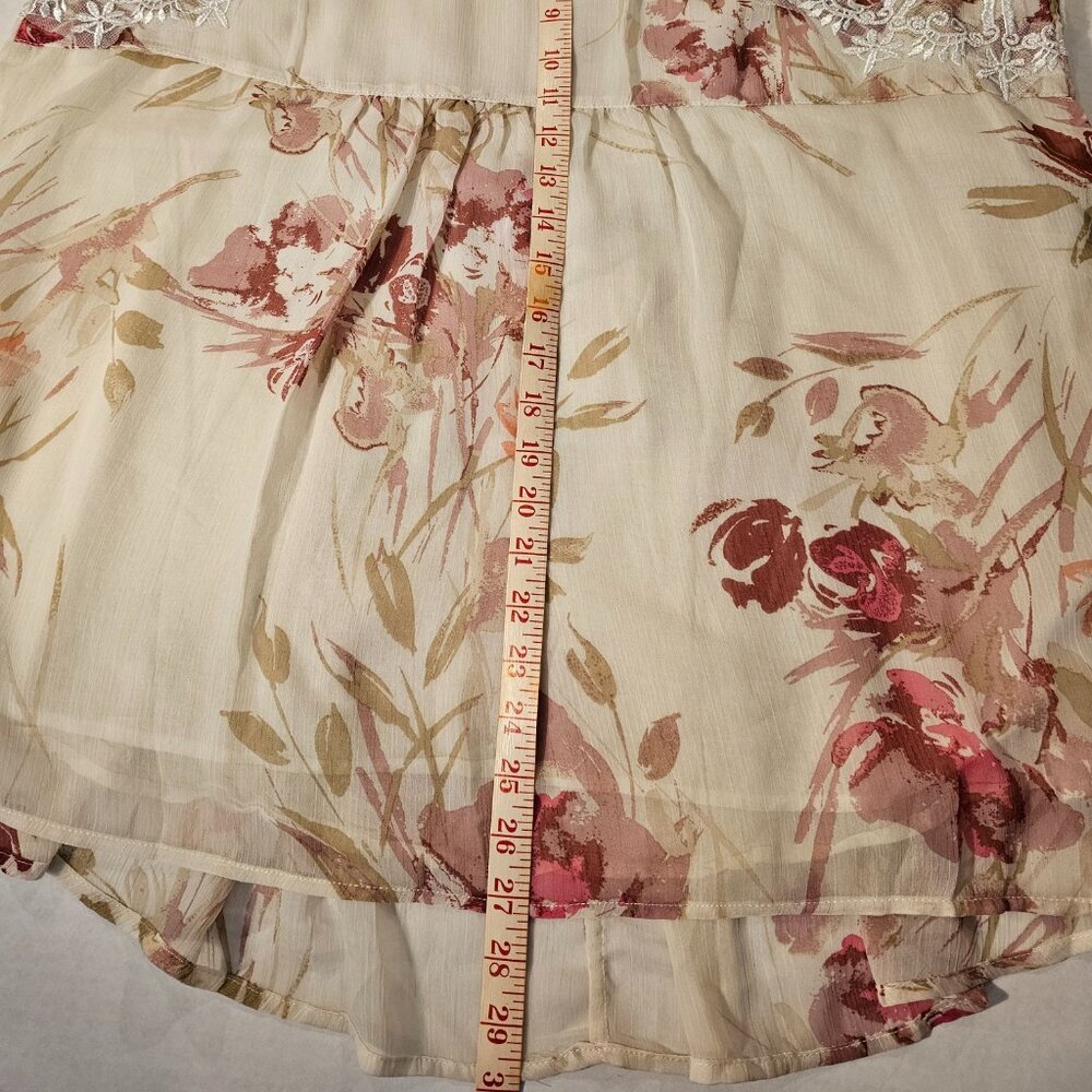 Roaman's Floral Cream and Pink Sleeveless Blouse - Picture 6 of 9